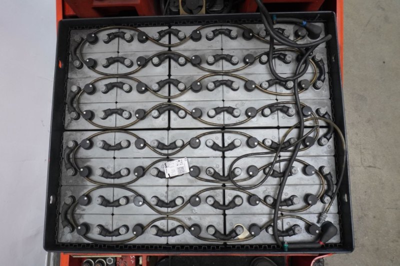 Frontstapler Linde E 25/600 S 336-03 (2008)