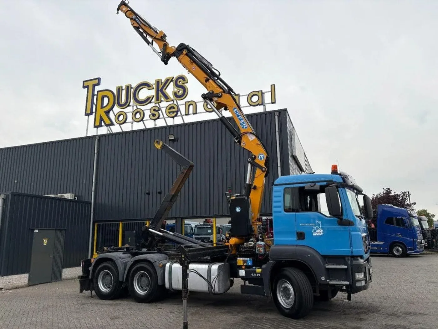 MAN Tgs 33,360 + Effer 210/4S 4 X Ext. + Jib 2 S 2 X Ext + Hook Arm System + 6X4 + 158582 Km + Euro 5 - 2