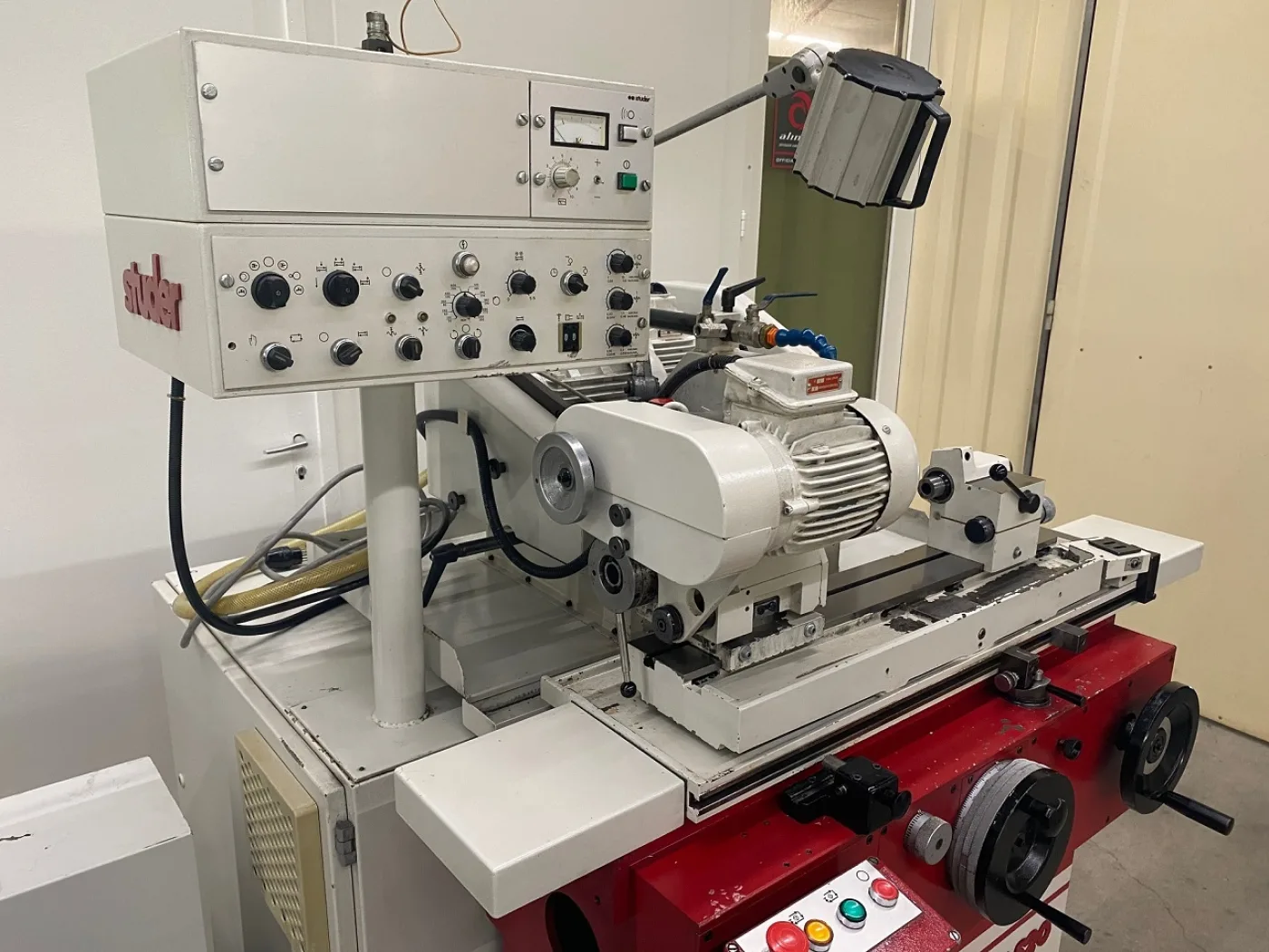 RECTIFIEUSE CYLINDRIQUE “STUDER” TYPE S-20 2 - 7