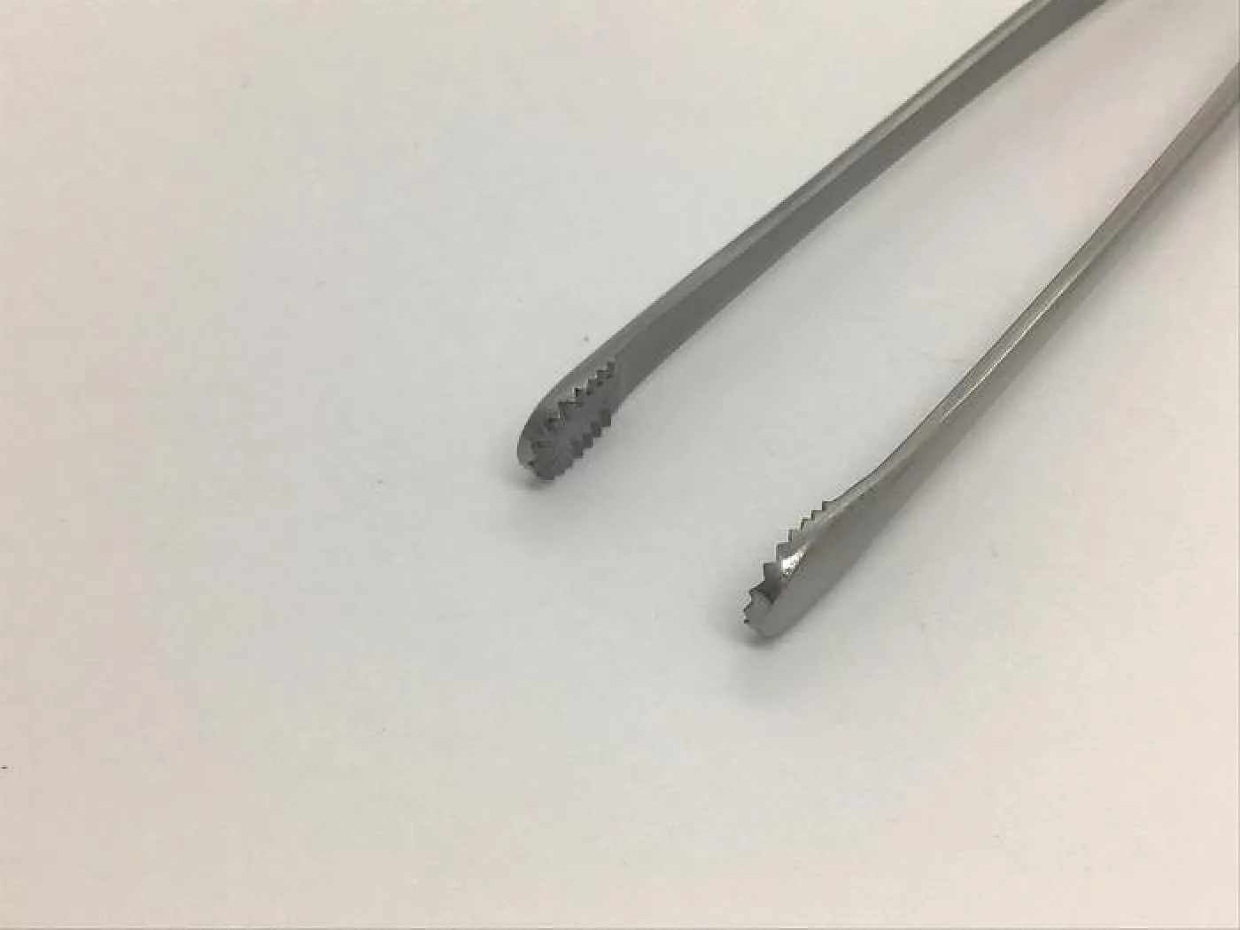 GB Medical Oval Toothed End 260mm - 2