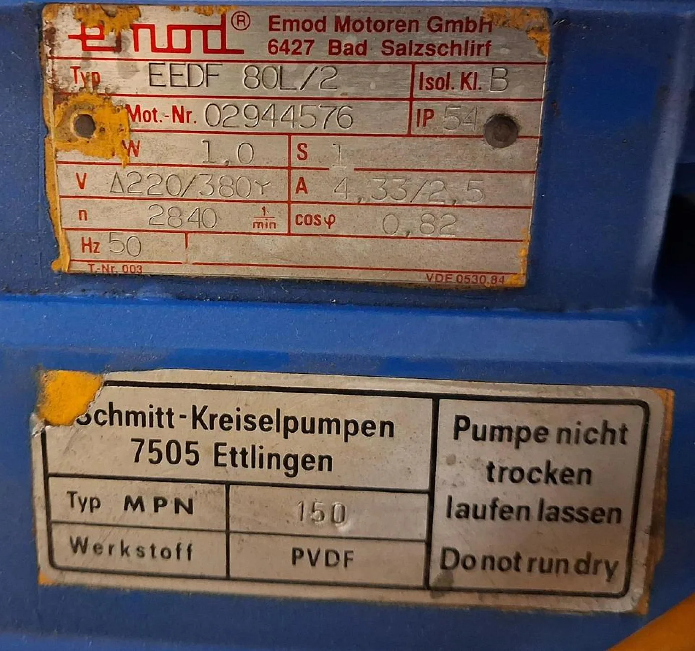Wiegand kompakte chemikalienresistente Pumpstation mit vertikalem Druckbehälter - 4