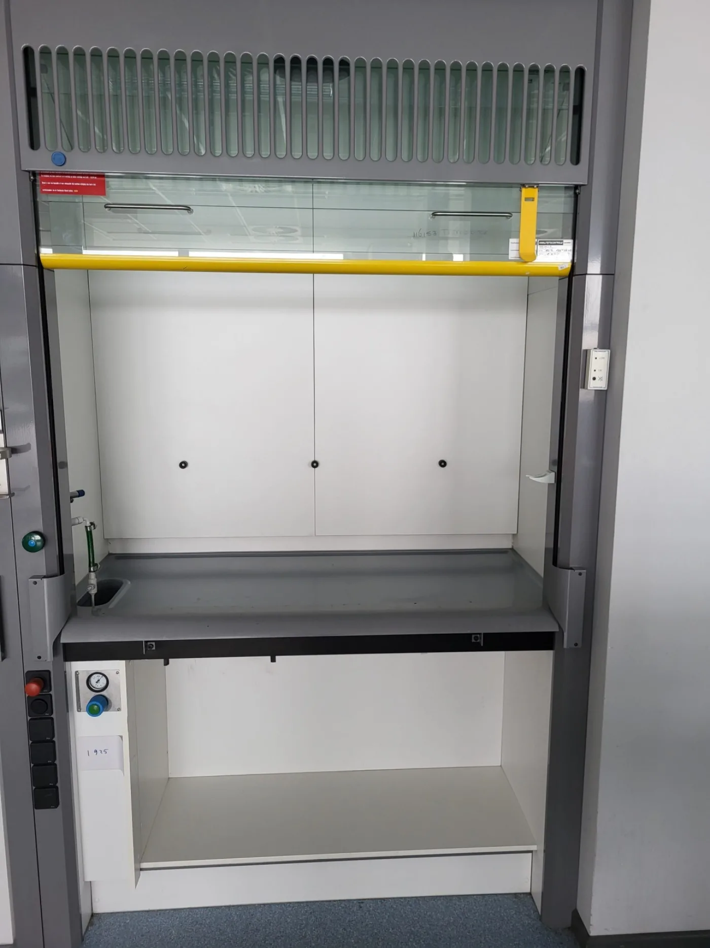 1925 - Used S+B Fumehood (150cm) - 1