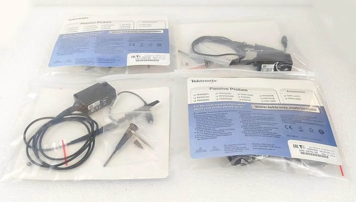 Tektronix MDO34 3-BW-1000 Mixed Domain Oscilloscope 4 Channel 1GHz - 7