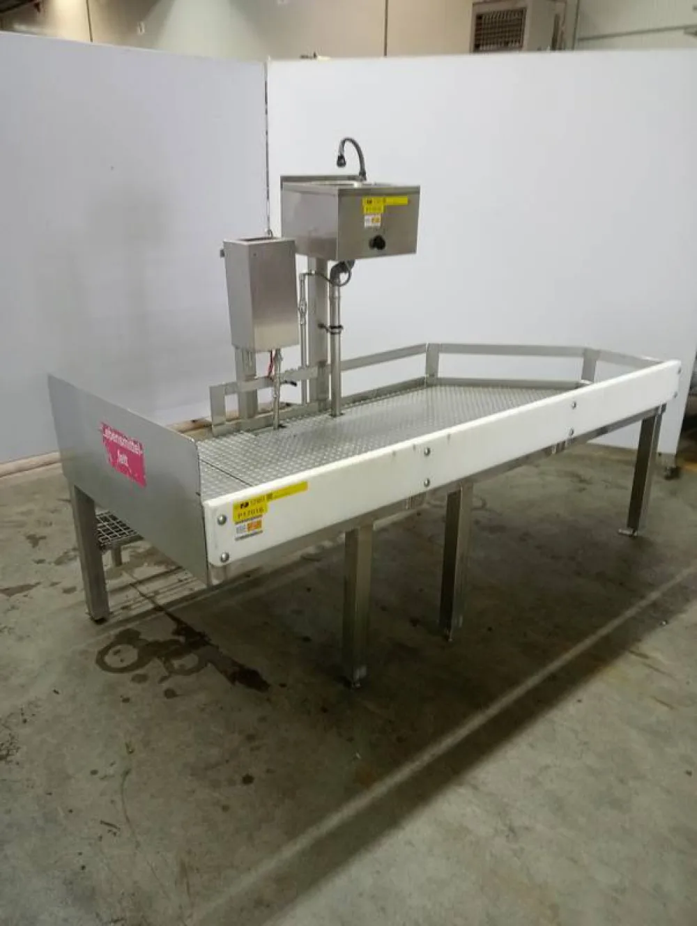 Stationary platform