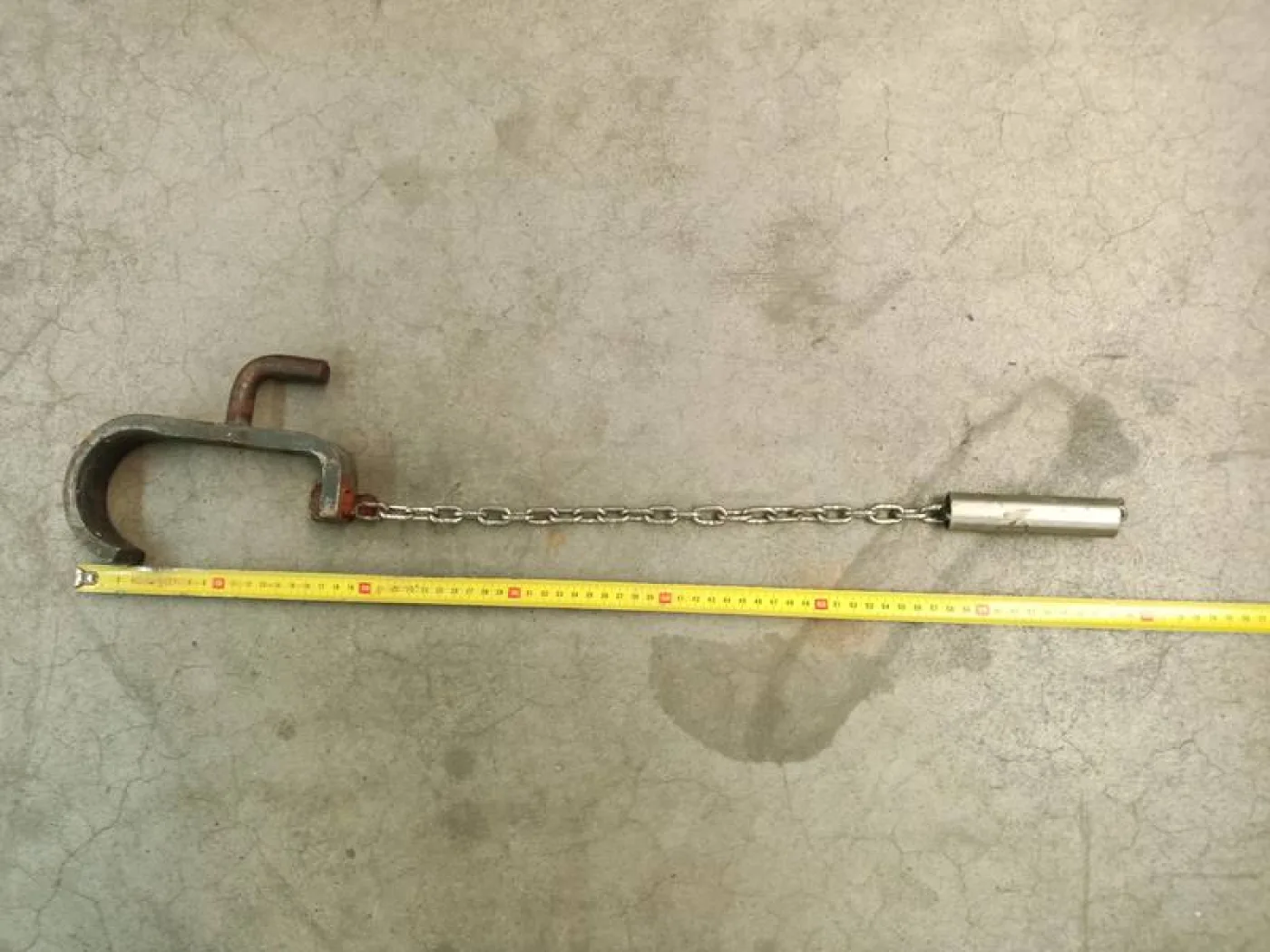 Bleeding hooks slide - 3
