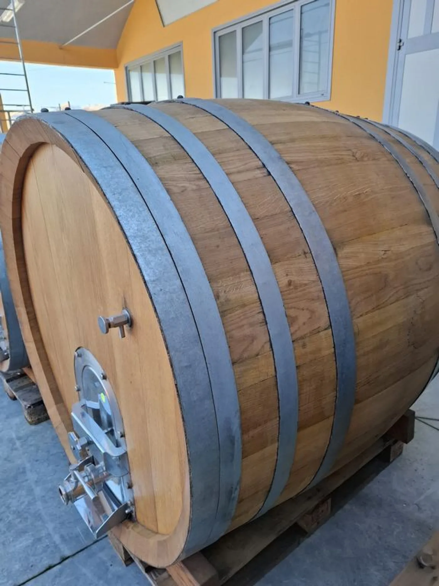 OAK WOODEN CASKS, 11 HL CAPACITY APPROX., SECOND HAND EQUIPMENT - 8