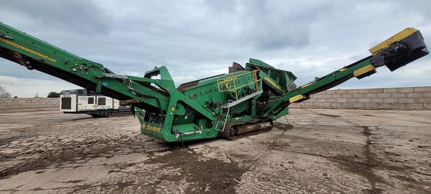 2015 McCloskey R155 High Energy Trommel Screener - 5
