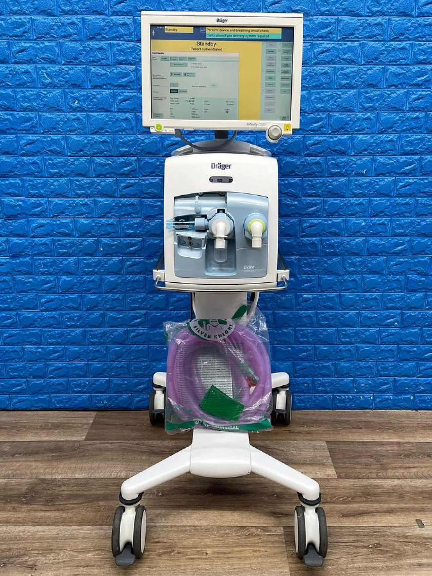 Dräger Evita V500 Ventilator SW: S02.51.01 Hours: 33367 YOM: 2013 - 5