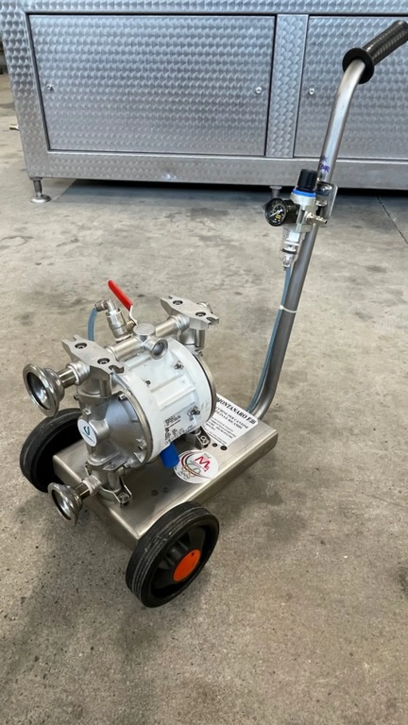 PNEUMATIC DOUBLE DIAPHRAGM PUMPS POWERED BY COMPRESSED AIR, SELF-PRIMING, ENTIRELY IN AISI 316 STAINLESS STEEL, NEW MACHINES - 5
