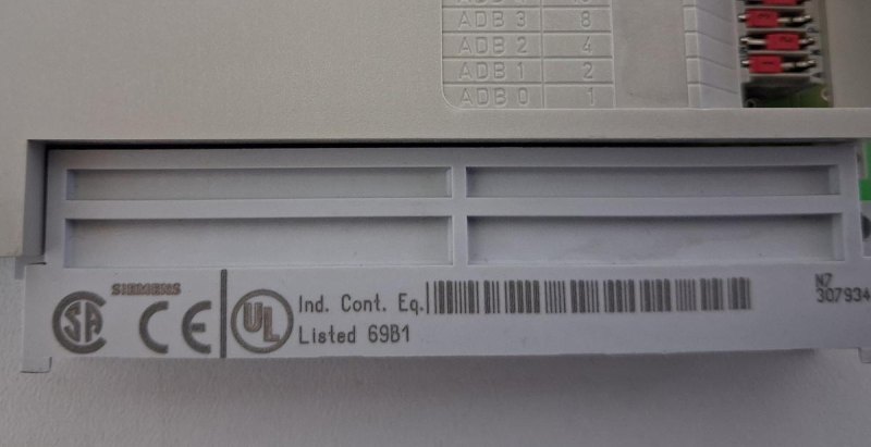 Siemens SIMATIC S5 6ES5 451-4UA14 Digital Output Module