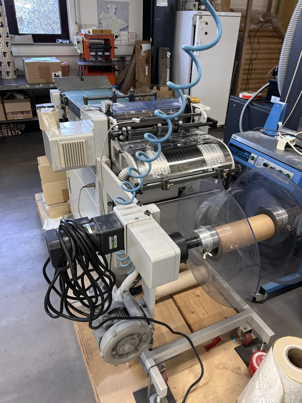LINK LABEL ISH 330 Cross Cutter