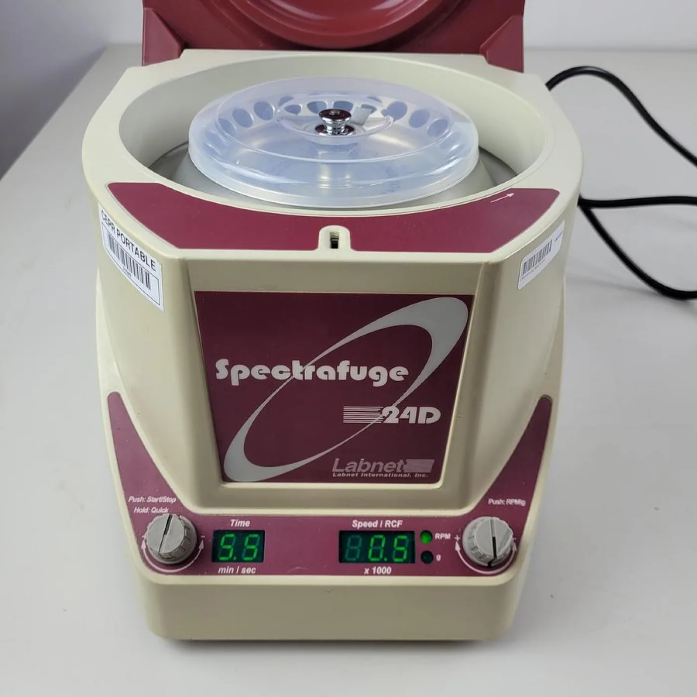 Labnet Spectrafuge 24D centrifuge - 1