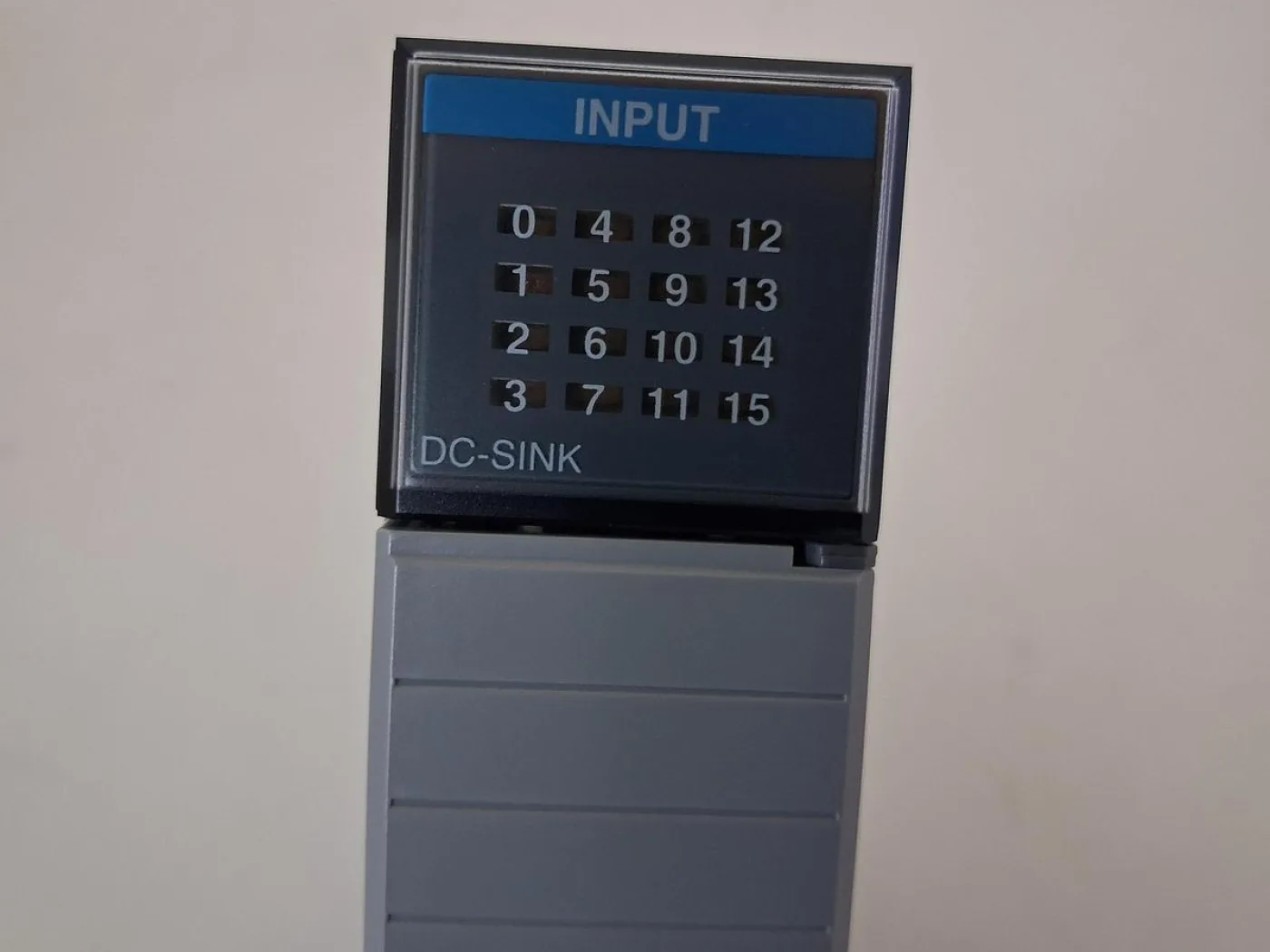 Allen-Bradley SLC 500 1746-IV16 DC Sink Input Module - 7