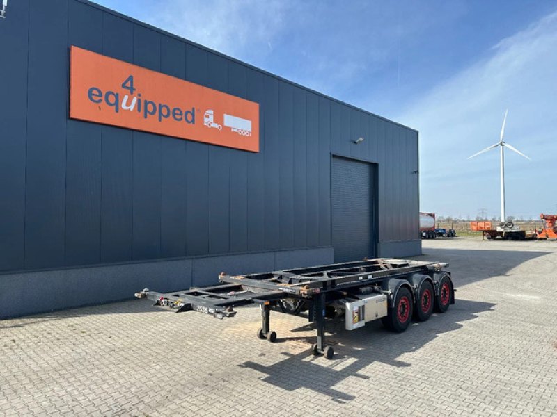 Van Hool 20FT Tipping-chassis (20 degrees tipping angle, 24V operated) / ADR (EX/II, EX/III, FL, AT) / SAF discbrakes / 2 liftaxles / NL-chassis