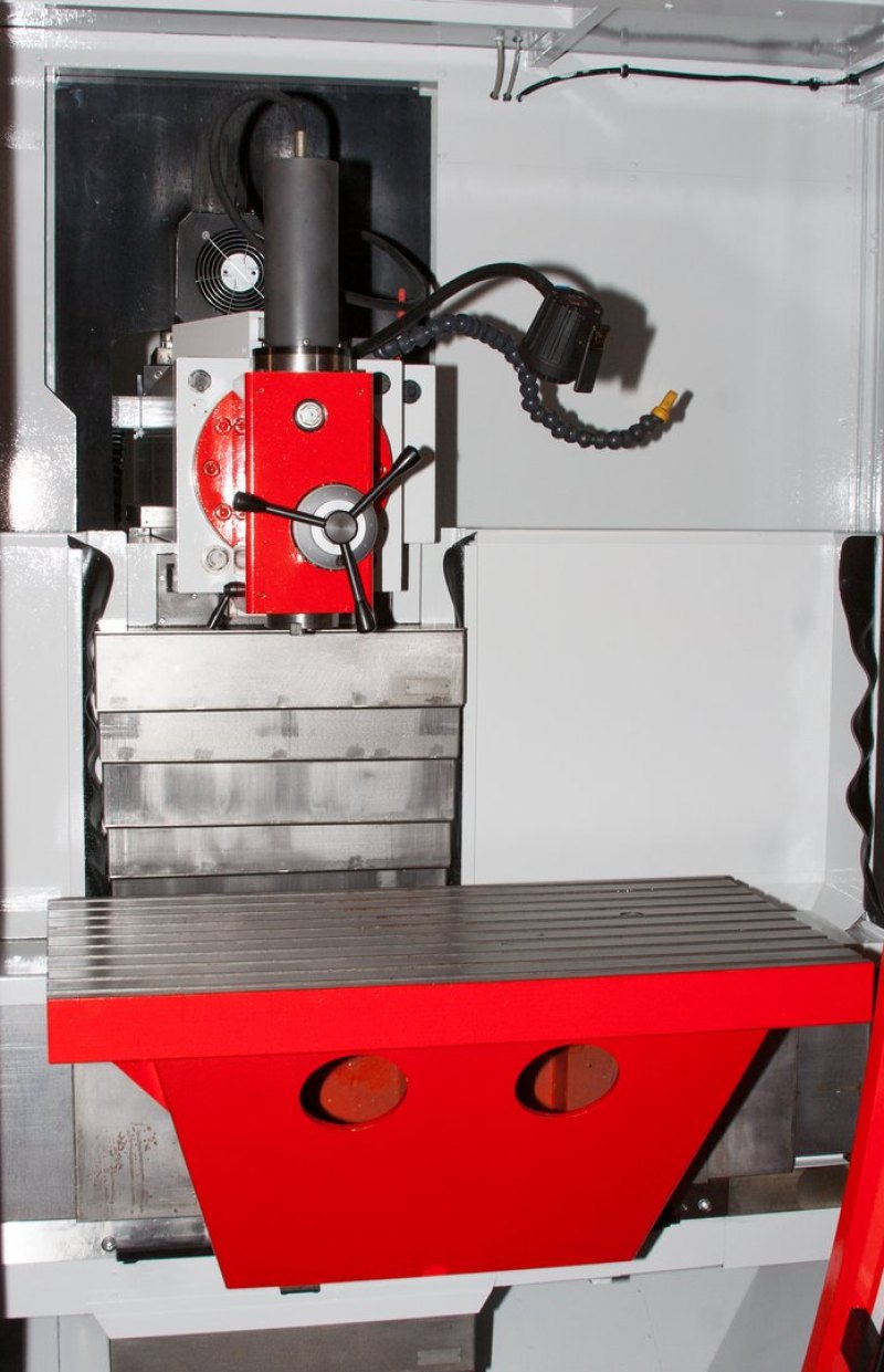 CNC Werkzeugfräsmaschine EMCO FB 6