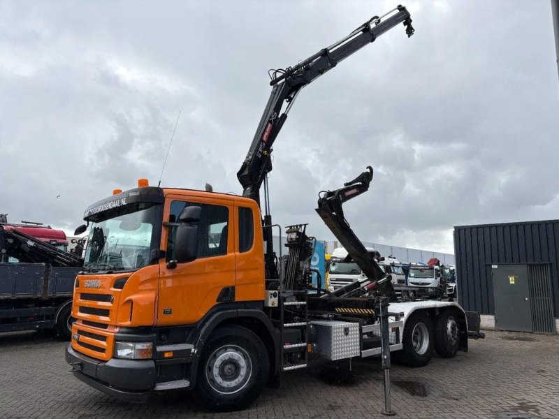 Scania P360 + HIAB 111BS-2 DUO + 6X2 + HOOKSYTEM + EURO 5 + 113,000KM!