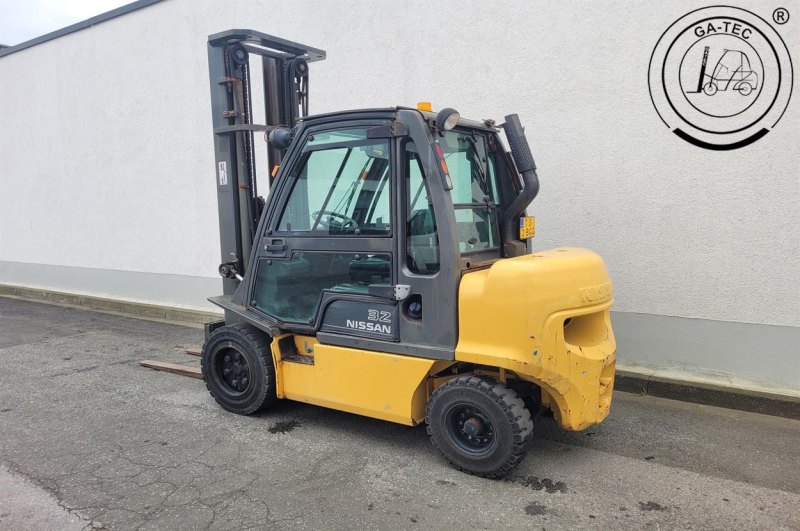Nissan YG1D2A320