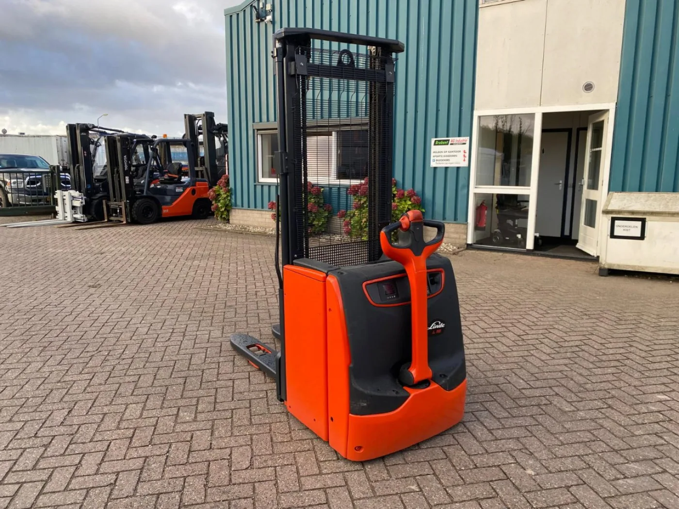 Linde L16 - 4