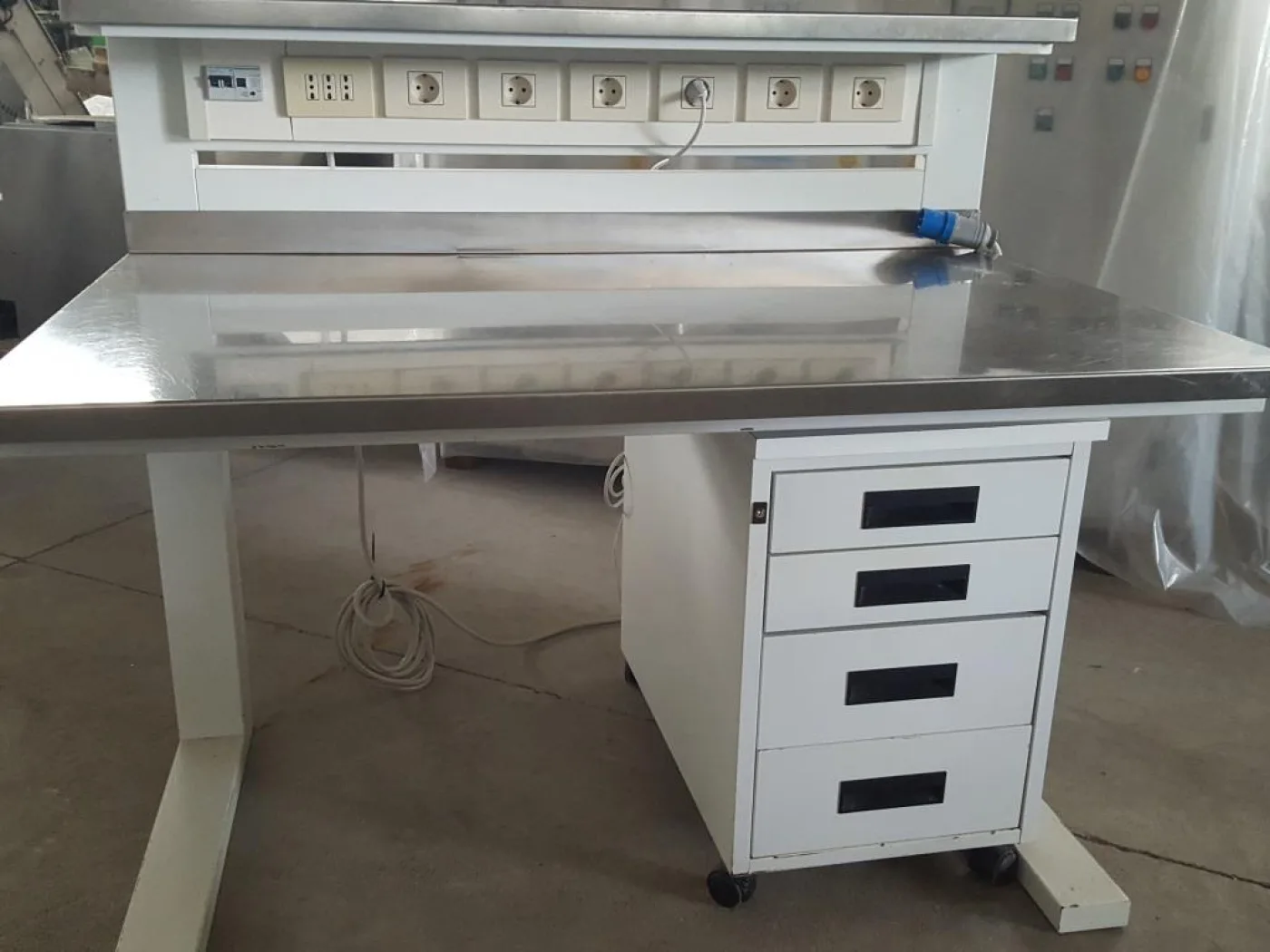 TAVOLO PORTASTRUMENTI IN ACCIAIO INOX - 7