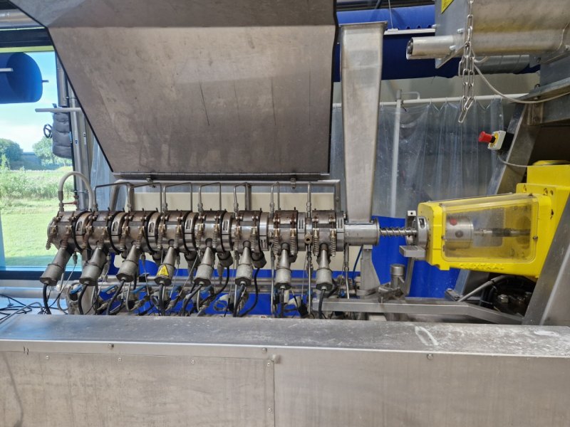 Clextral EV32B106 (food application) - Double screw extruder