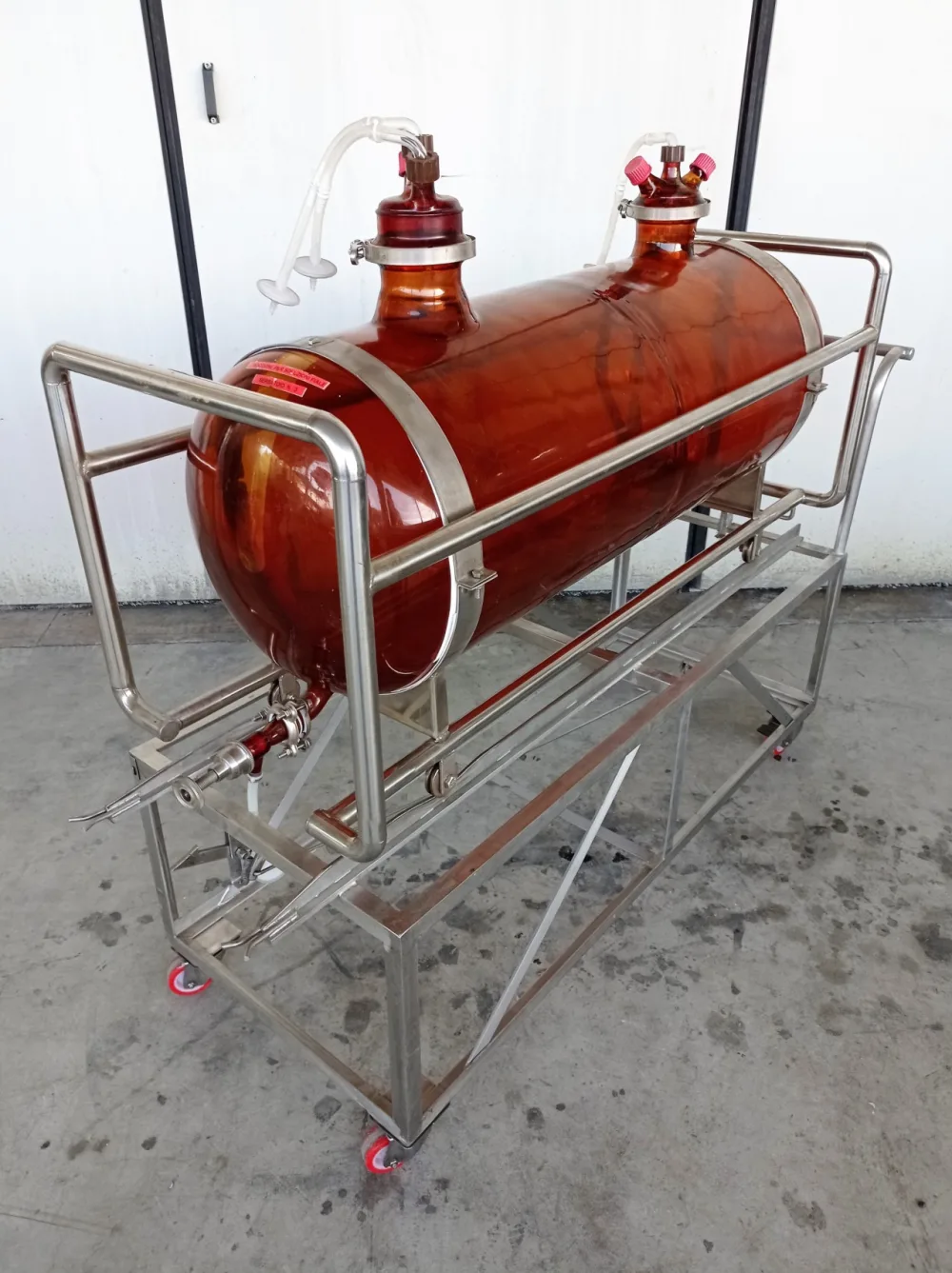 SERBATOIO IN VETRO CARRELLATO – MOD 200 LT