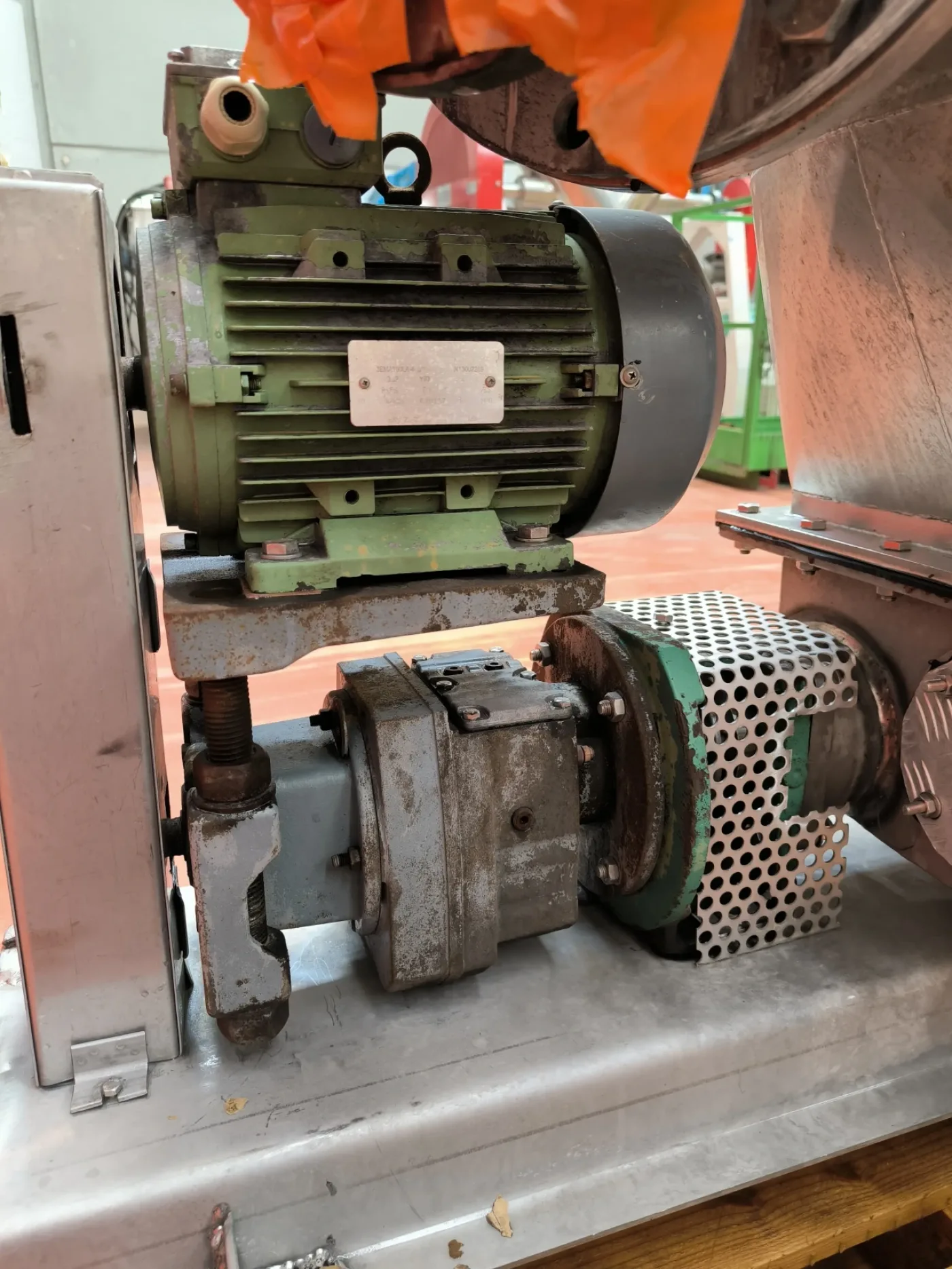 PLATE CENTRIFUGE WESTFALIA SC 35-36-177 WITH MONO PUMP - 6