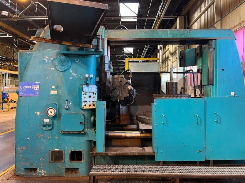 Gear Hobbing Machine – LIEBHERR L2000