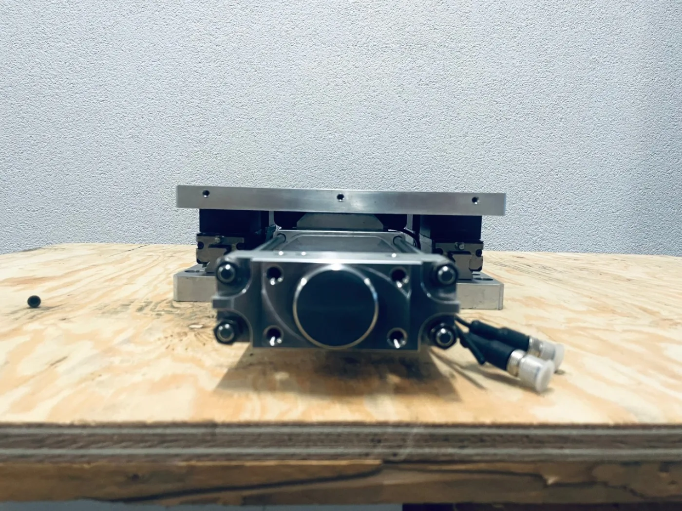 Tünkers Pneumatische Lineareinheit LE100-100 VRL SB T02 - 4