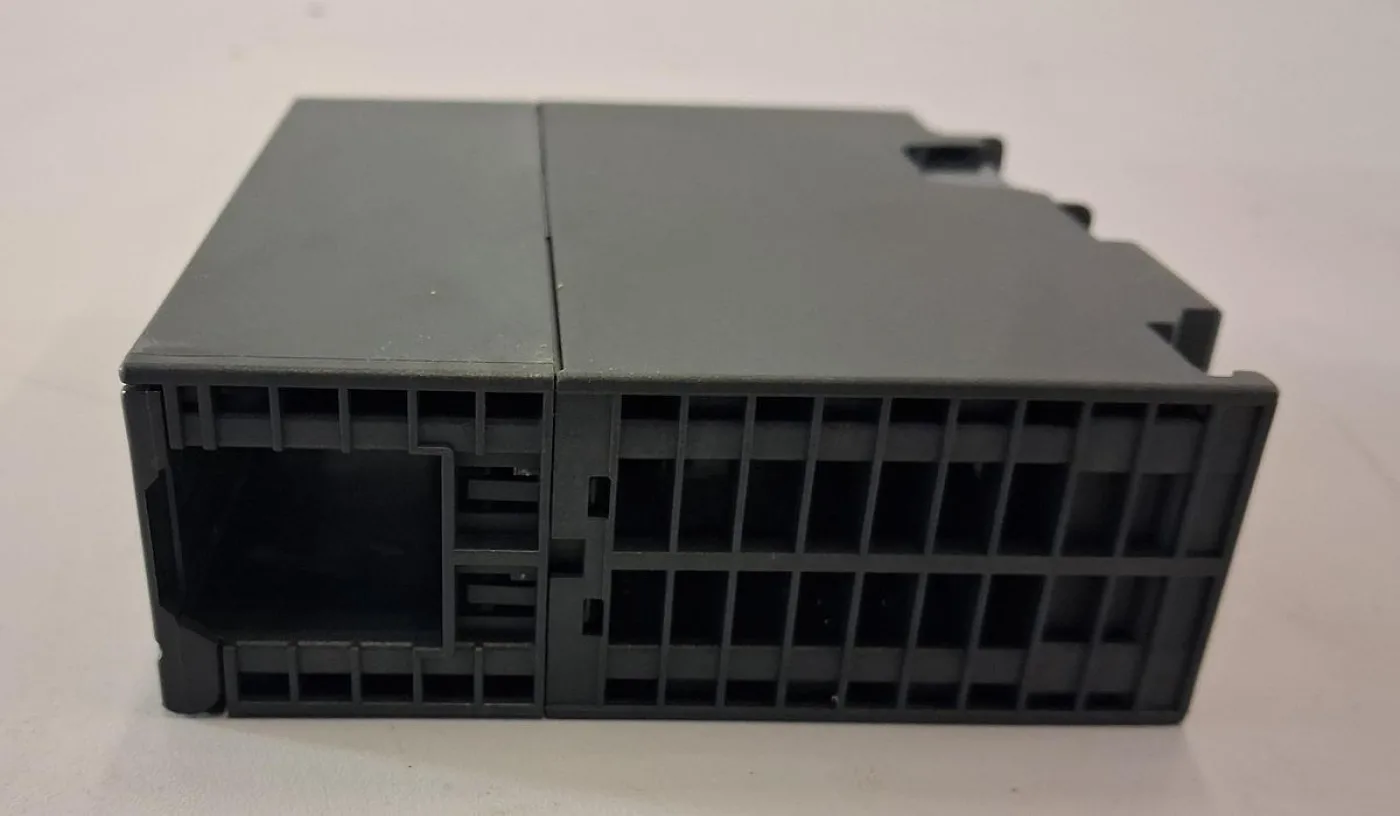 Siemens SM 1222 digitale Ausgangsmodul 6ES7 222-1HF32-0XB0 - 3