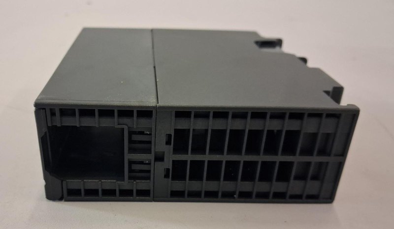 Siemens SM 1222 digitale Ausgangsmodul 6ES7 222-1HF32-0XB0