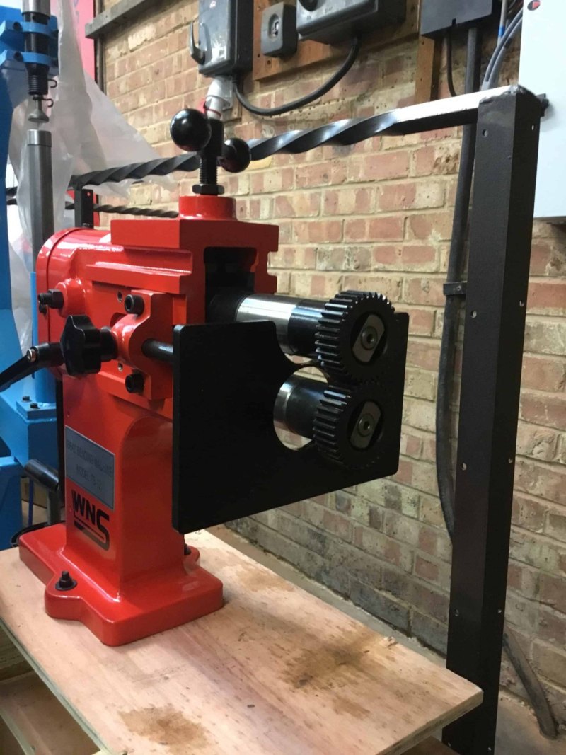 WNS Hand Swager 200mm - WNS - W. Neal Services Ltd