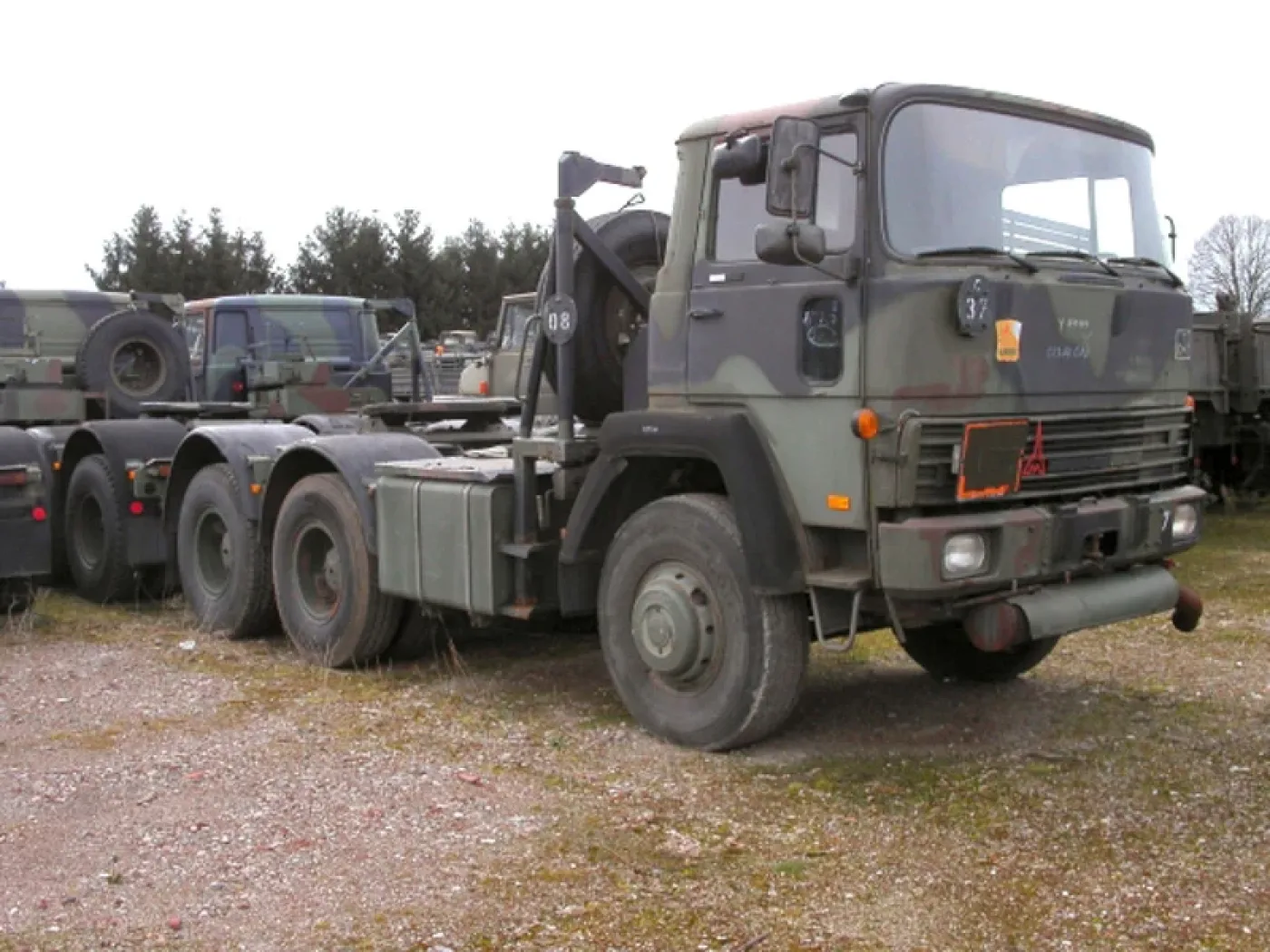 Iveco-Magirus 320 D 22 FS - 1