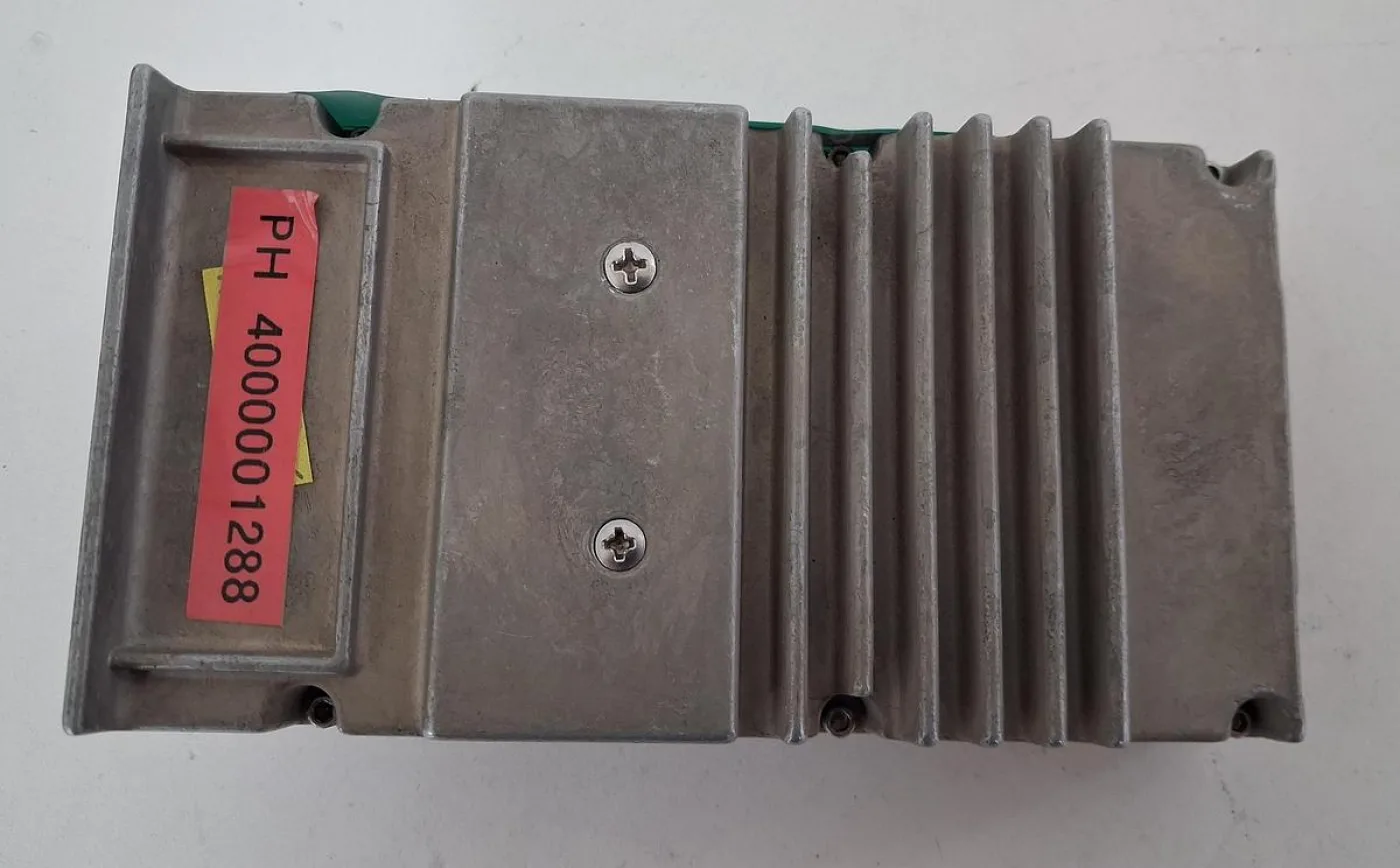 Gould Modicon B558 4-Channel Digital Output Module - 2