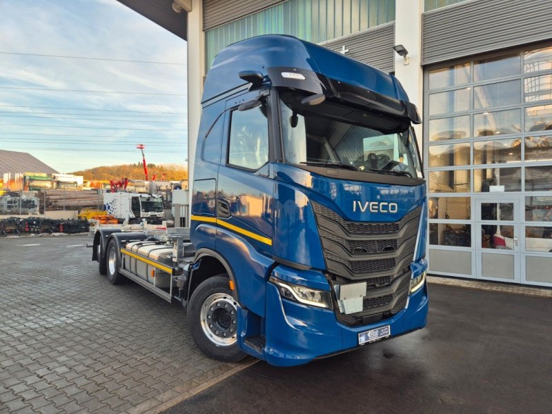 Iveco AS260S50Y/FS CM 6x2-4 BDF Standklima 2xAHK Cam