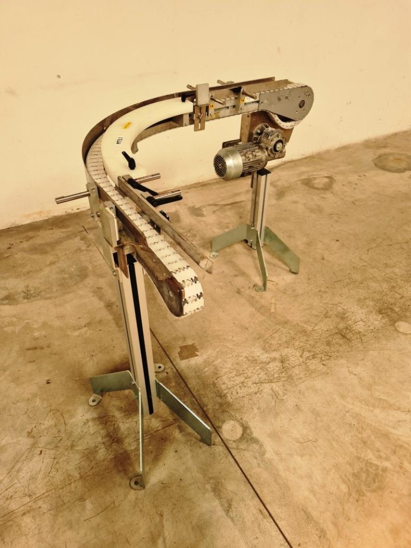 NASTRINO TRASPORTATORE MOTORIZZATO CURVO – FLEX LINK