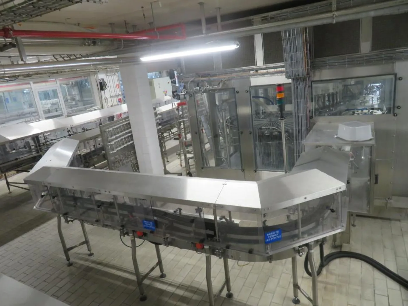 2015 Sipac Sipac 010 011 In Alimentation Convoyeur Belt System for Bouteille Remplissage Machine - Line 4 - 4