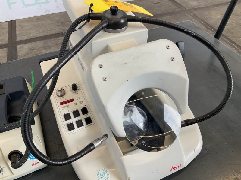 Leica VT 1000 S — Vibrating Blade Microtome - Miscellaneous
