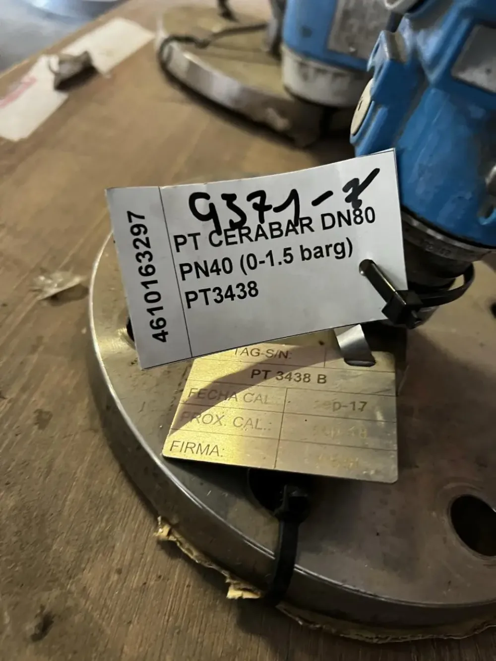 PRESSURE INDICATORS C7054