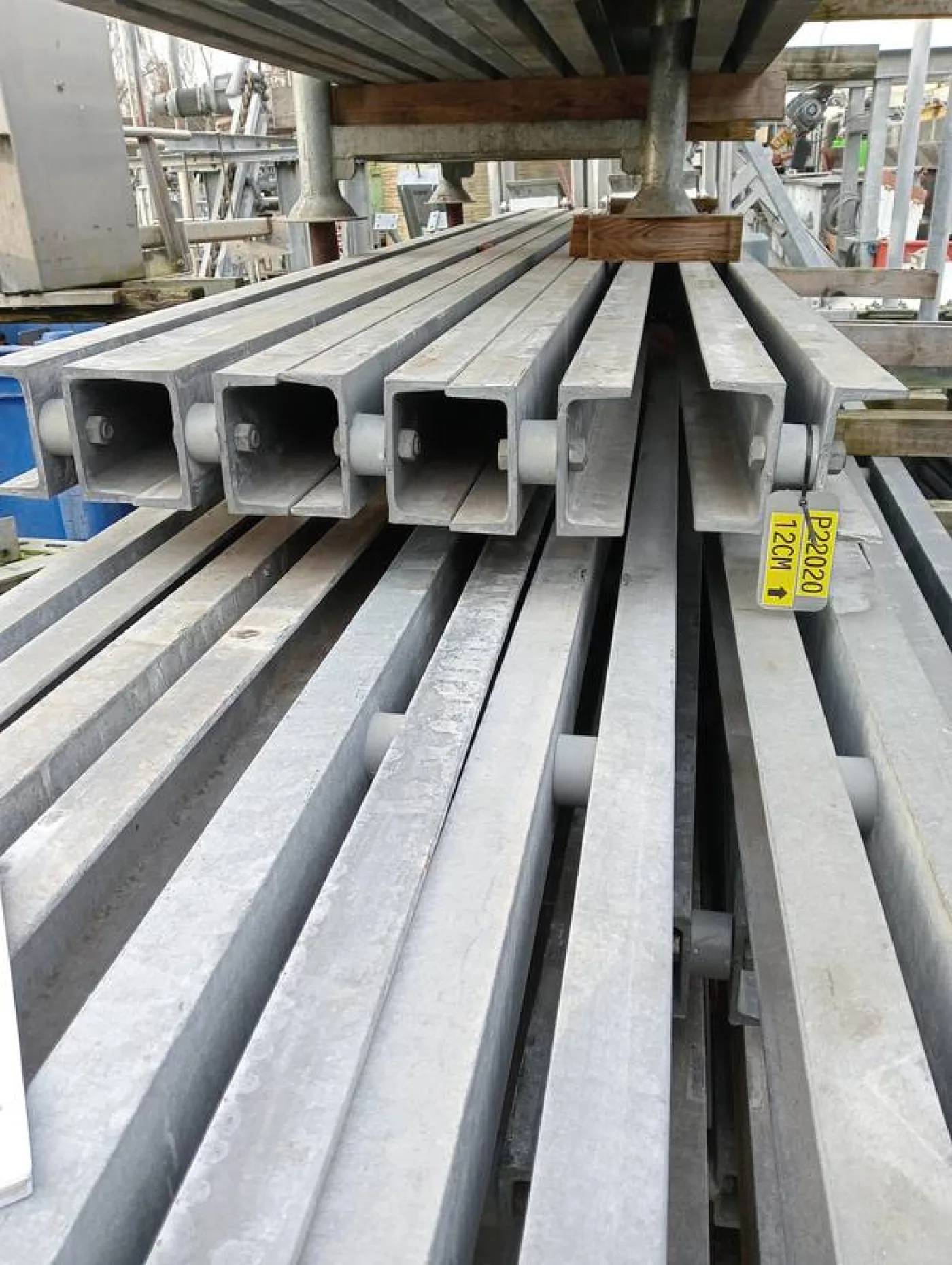 Double UMP Beams - 4