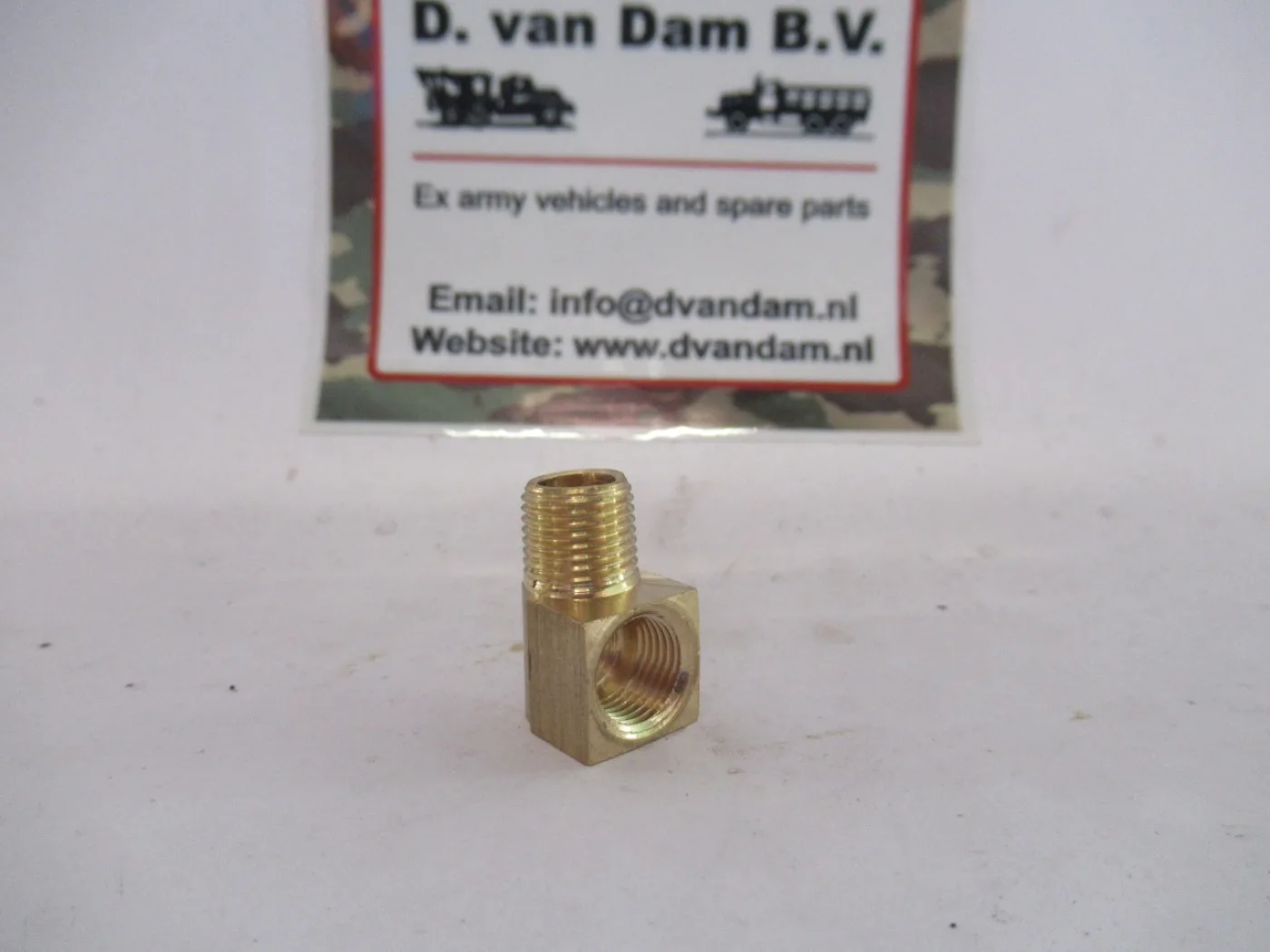 Knie 90 graden brandstof/vacuümpomp - 2