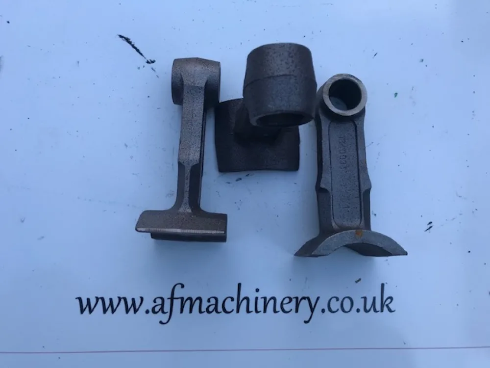 Spearhead hedge cutter Flail T shape flail 1840093c USE 7770818