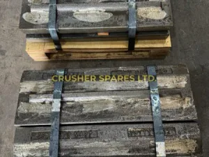 Blow Bar Hammers | RM70 | Martensitic | Rubblemaster® |