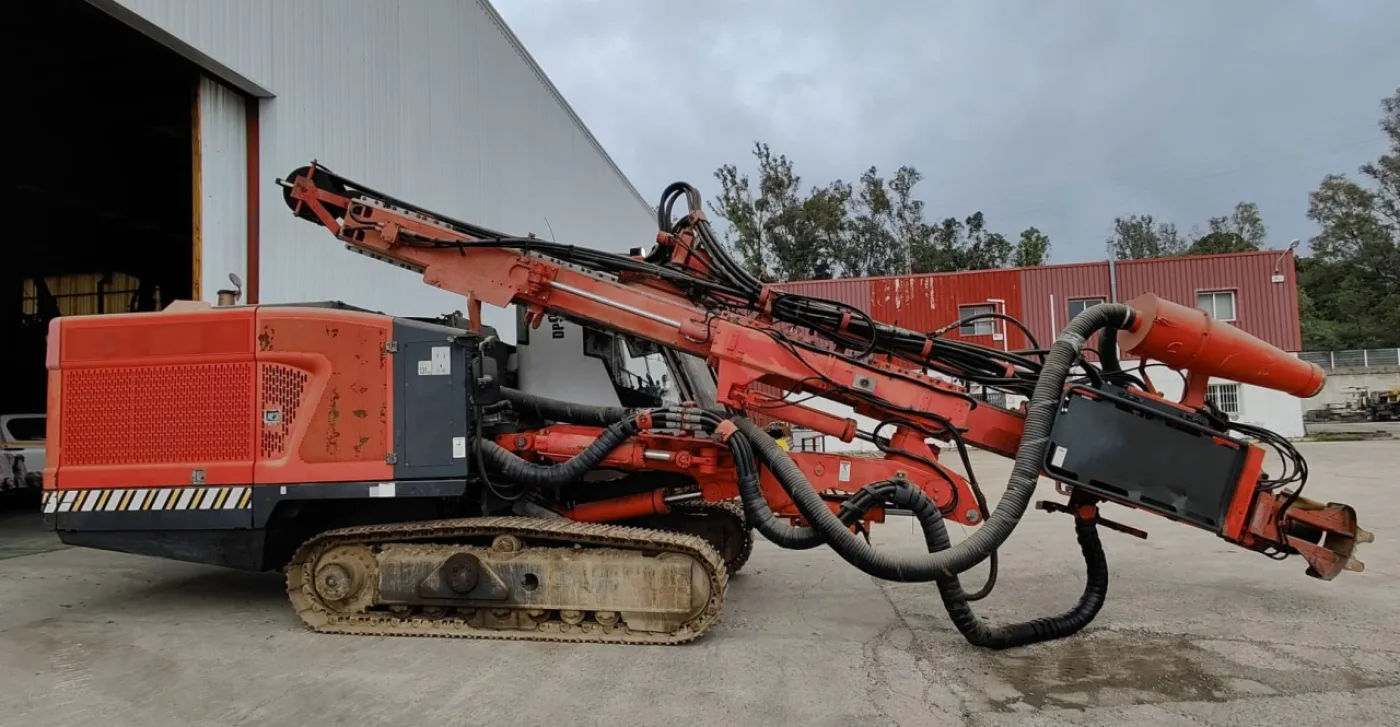 Sandvik DP900i Rock Drill - 6