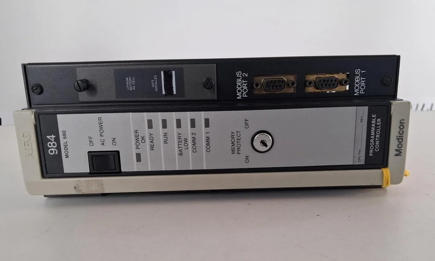 Modicon PC-0984-680 Programmable Controller Processor - 2
