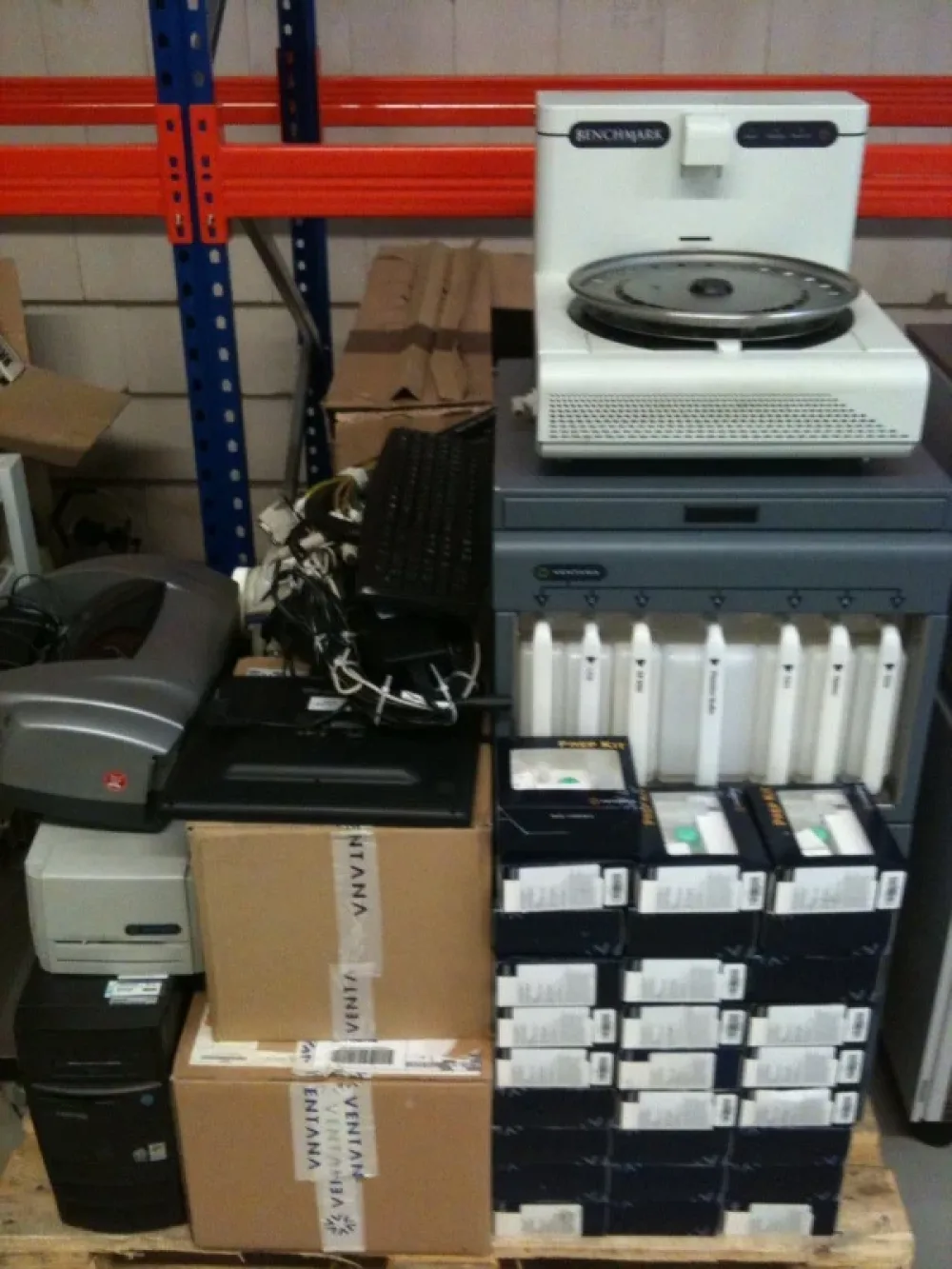 Ventana Medical Systems (Roche) Benchmark Staining Modul Färbeautomat
