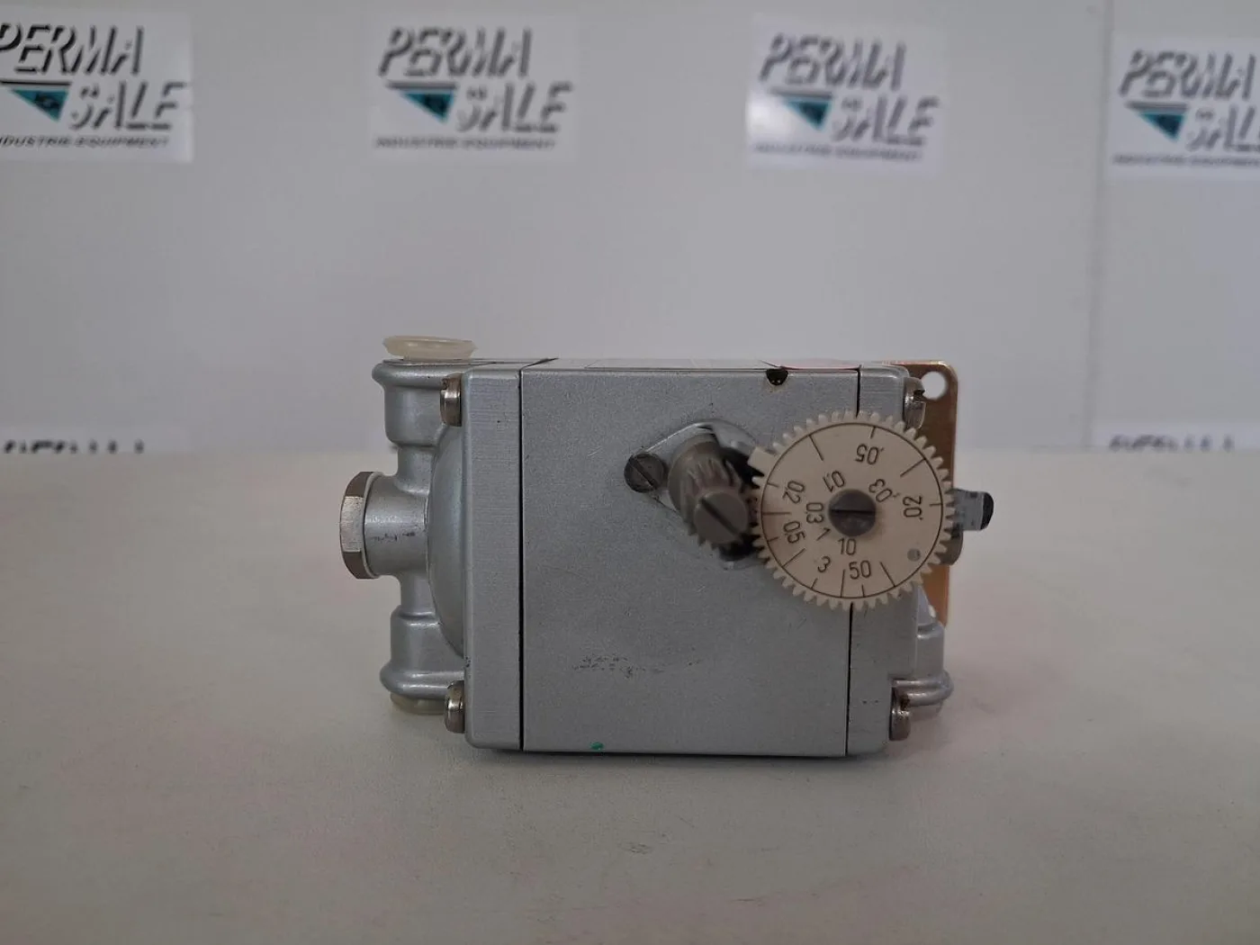Eckardt Type 6191901 Asym Relay - 8
