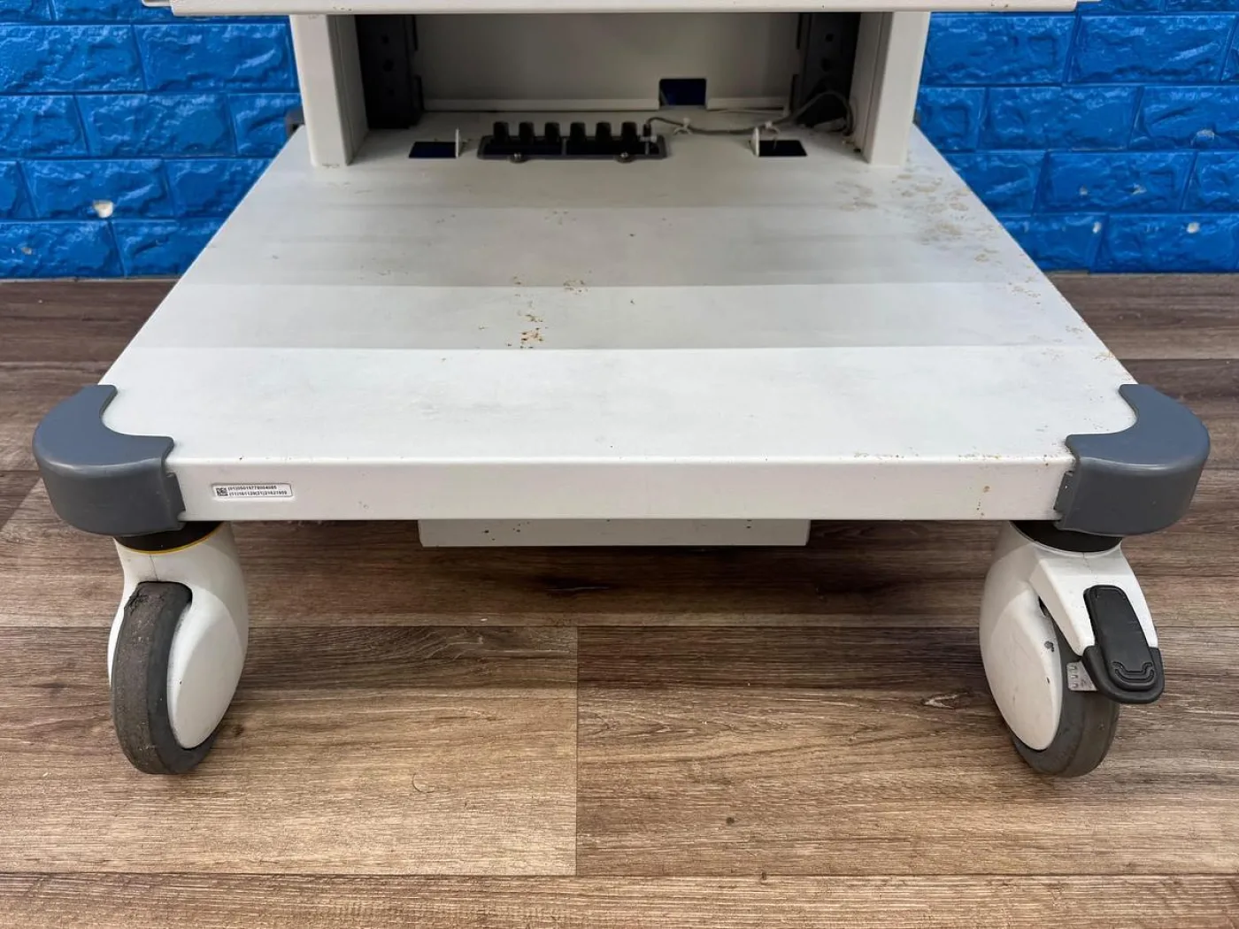 Olympus Trolley Model: WM-NP2 YOM: 2016 - 2