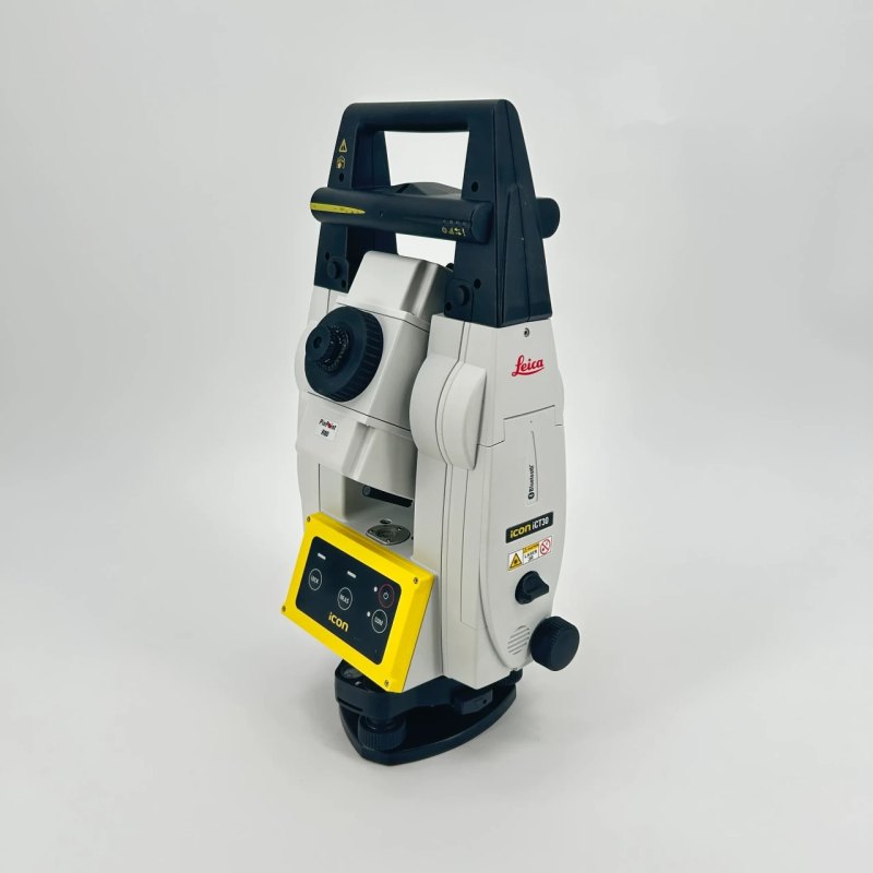 Leica iCON iCT30 9″ R80 con CC80