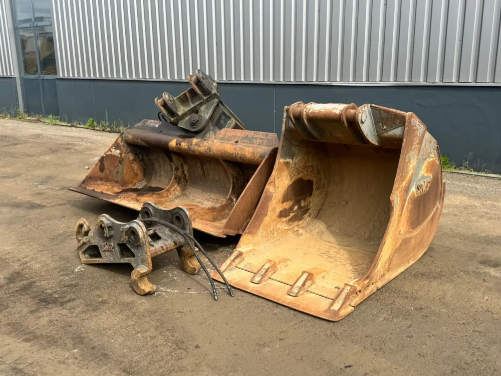 Digging bucket/Tilting bucket/Quick coupler combi Liebherr 926