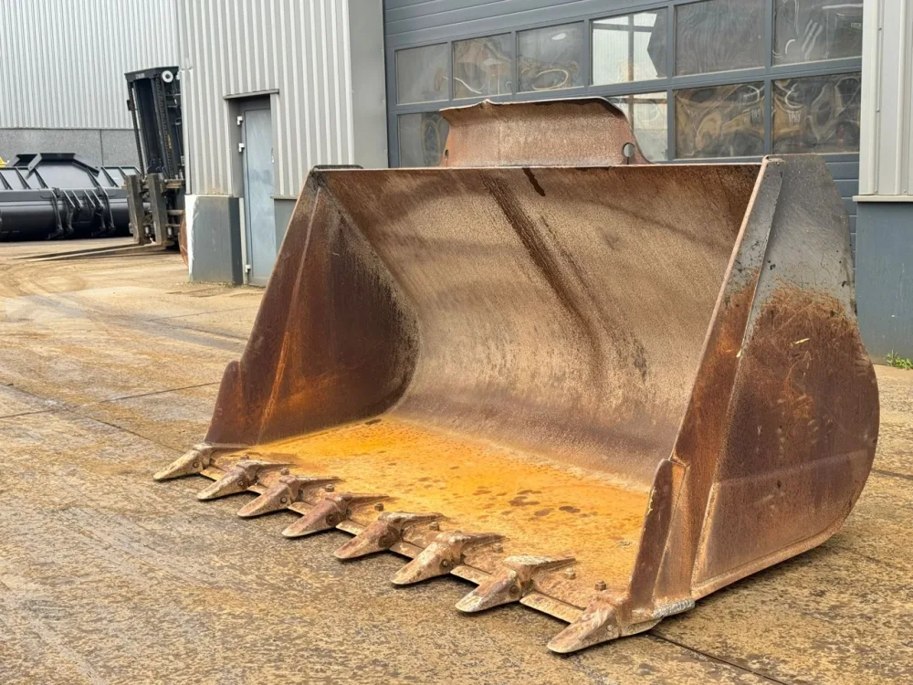 Loading bucket Volvo WP 93713